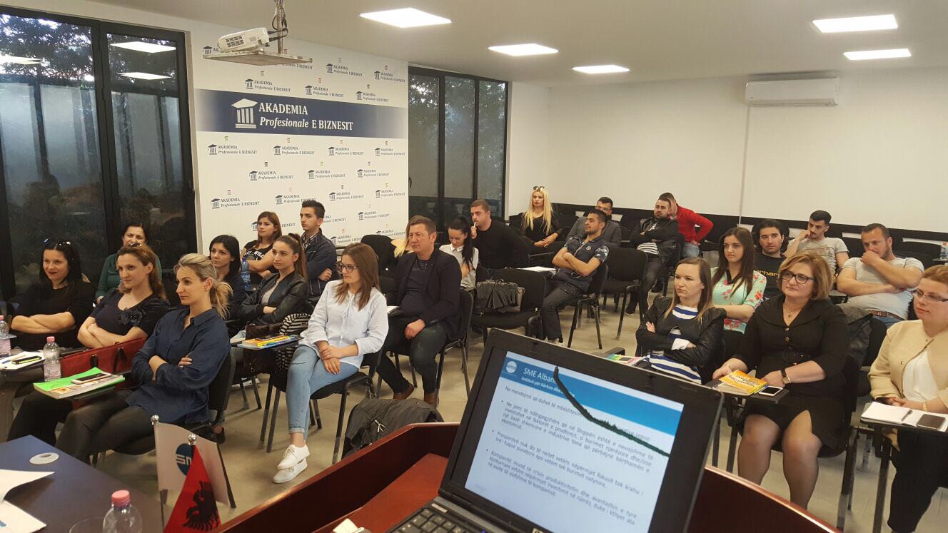 SME Albania prezantohet në Akademinë e Biznesit